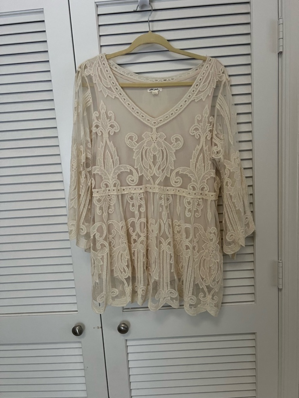 Ultra Pink Cream Lace Peasant Blouse